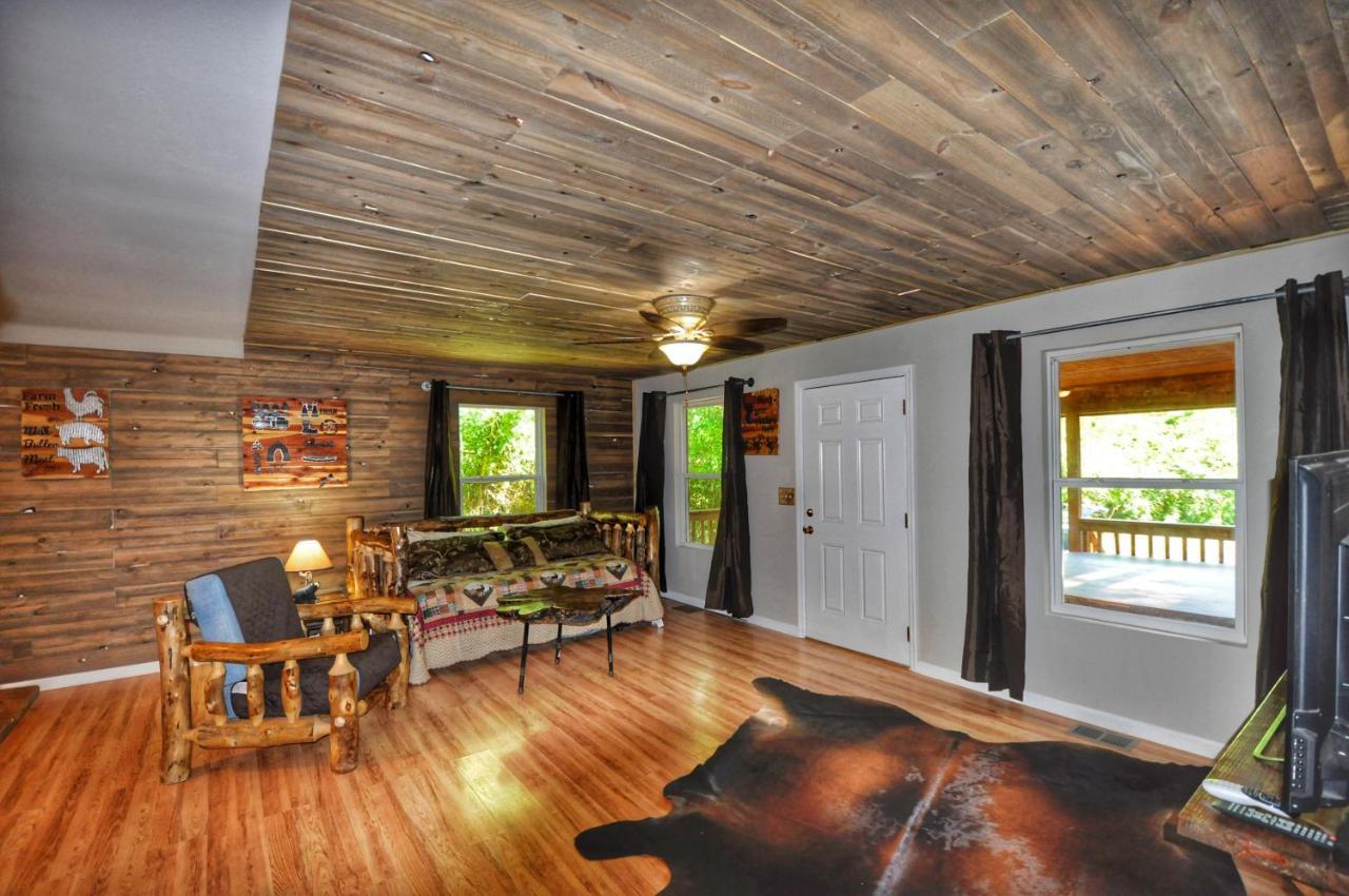 Remodelled Cabin! Great Location! Sevierville Eksteriør bilde
